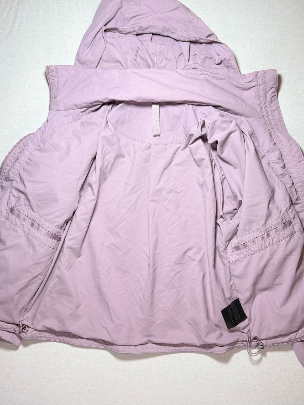 lululemon athletica Lavender Hooded Windbreaker Jacket - Picture 2 of 9